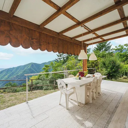 Casa Giulia By Interhome Casa de Férias Seravezza